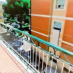Апартаменты Pietra Home, Posto Auto, Ac ,wifi, 150mt Dal Mare Пьетра-Лигуре