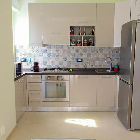 Appartamento Pietra Home, Posto Auto, Ac ,wifi, 150mt Dal Mare Pietra Ligure