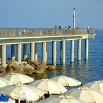 Pietra Home, Posto Auto, Ac ,wifi, 150mt Dal Mare Pietra Ligure
