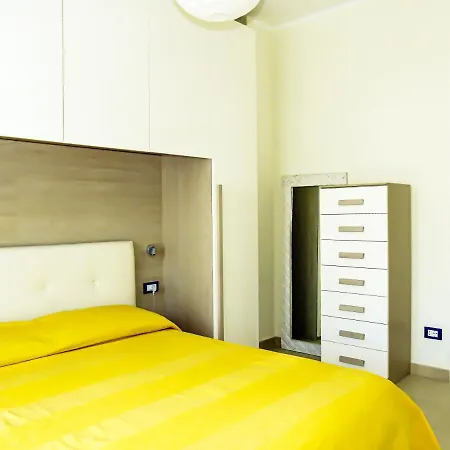 Pietra Home, Posto Auto, Ac ,wifi, 150mt Dal Mare