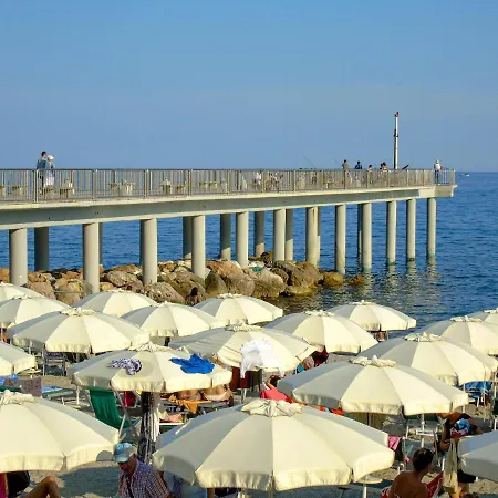 Apartamento Pietra Home, Posto Auto, Ac ,wifi, 150mt Dal Mare Pietra Ligure